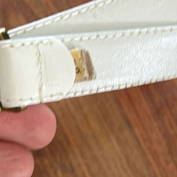 Vintage 80's Christian Dior white thin leather belt gold buckle size M - Picture 3 of 5